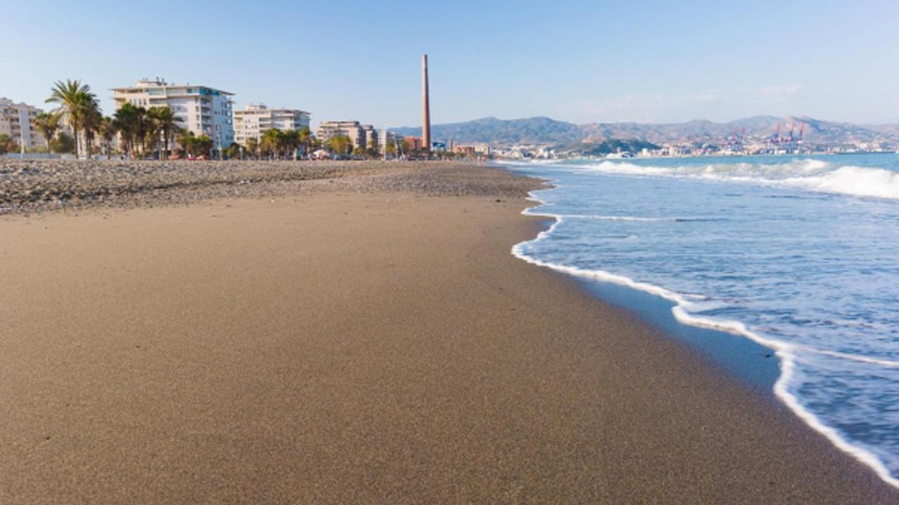 Pacificio Beachfront Malaga Exterior photo
